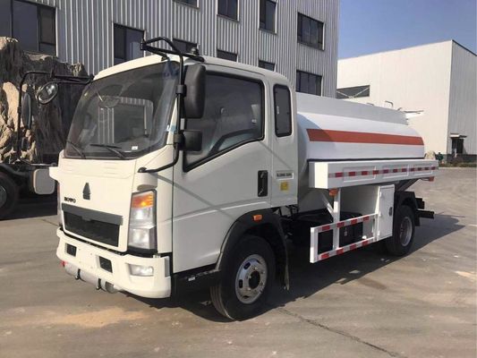 شاحنة ناقلة بنزين خفيفة 4000L 5000L 120HP 4x2