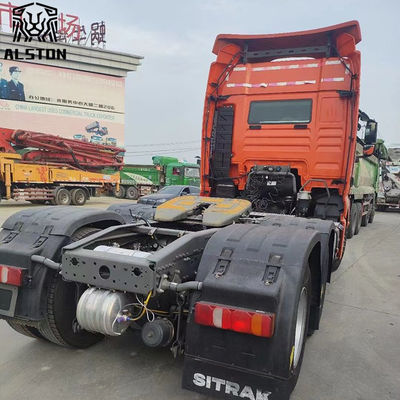 سينوتروك سيتراك C7H 6x2 شاحنة جرار 540 حصان مع ناقلة وقود مزدوجة