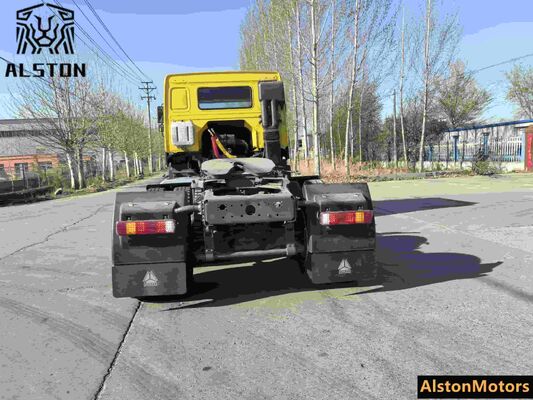 شاحنة سينوتروك Howo 6x4 375HP للبيع في أنغولا