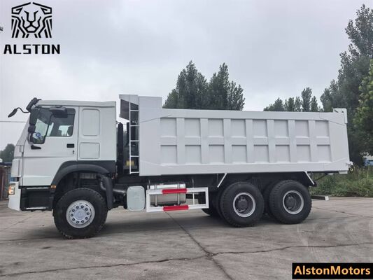 شاحنة سينوتروك هوو 6x4 371HP للبيع في باكستان