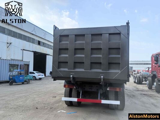 شاحنة سينوتروك HOWO 375HP 8x4 المستخدمة للبيع في الكاميرون
