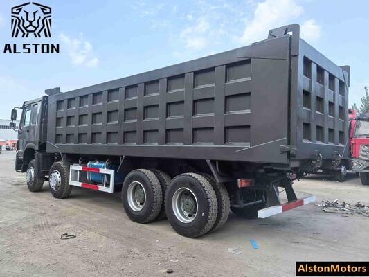 شاحنة سينوتروك HOWO 375HP 8x4 المستخدمة للبيع في الكاميرون