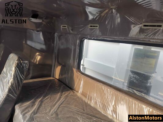 شاحنة سينوتروك HOWO 371HP 6x4 مستعملة LHD Euro II لبنين