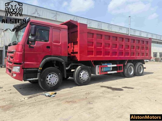 شاحنة قلاب HOWO 8x4 مستعملة 371 حصان للبيع في كوت ديفوار