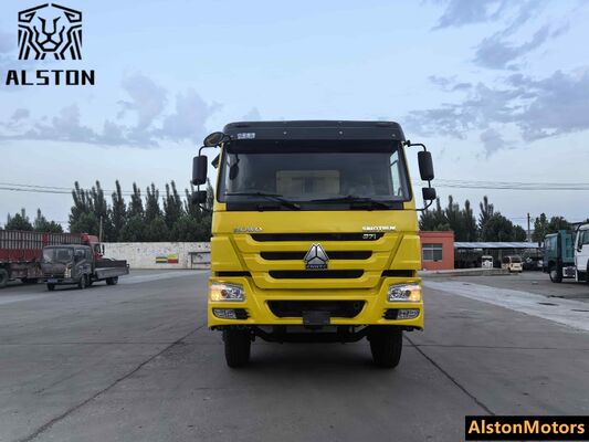 شاحنة سينوتروك هوو 6x4 مستعملة 371HP للبيع في بوتسوانا
