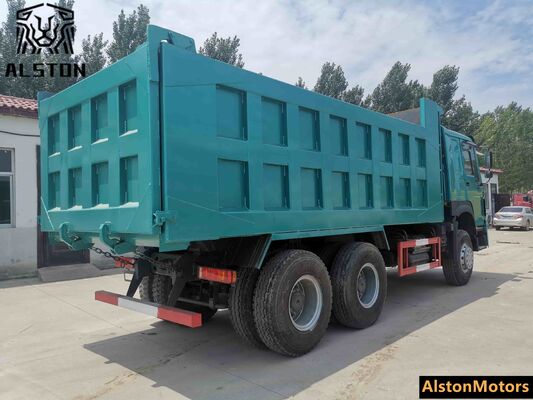 شاحنة سينوتروك هوو 6x4 LHD للبيع في جيبوتي