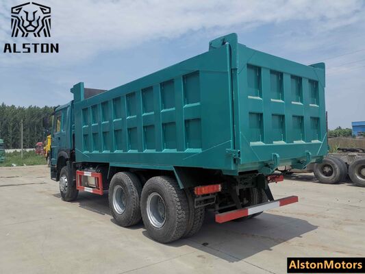 شاحنة سينوتروك هوو 6x4 LHD للبيع في جيبوتي