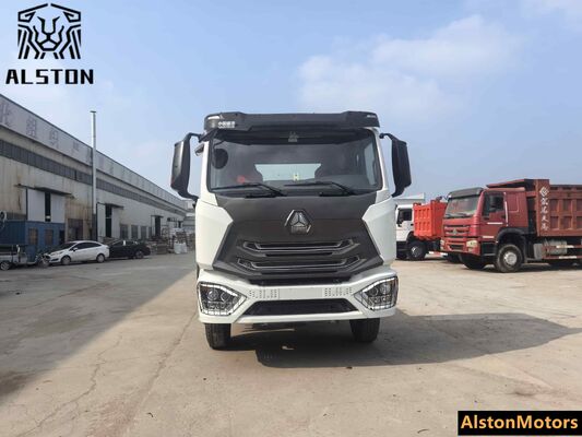 شاحنة جرار سينوتروك هوو N7 6x4 مستعملة 371HP للبيع في غانا