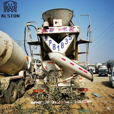 شاحنة خلاطة خرسانة مستعملة Sinotruk Howo 12م3 6x4 LHD 336 حصان