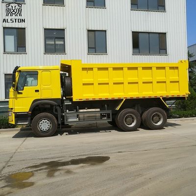 شاحنة قلاب مستعملة Sinotruk Howo 6x4 بقوة 336 حصان / 371 حصان وسرعة 78 كم/ساعة