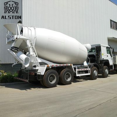 شاحنة خلاطة خرسانة مستعملة Howo 8x4 12cbm مع مضخة