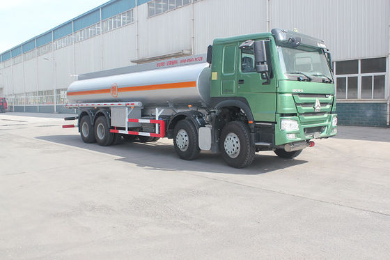 25000L 8x4 وقود الديزل ناقلة الوقود شاحنة سينوتروك هوو 371HP 12 عجلة