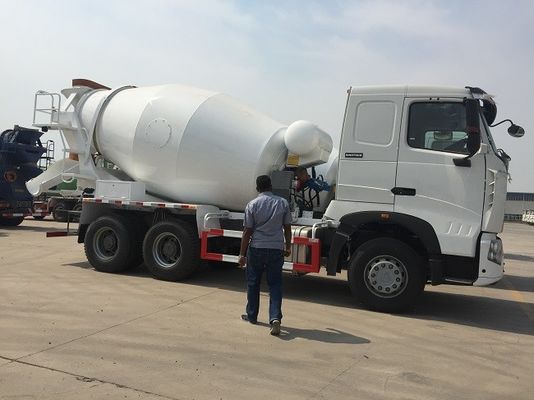 شاحنة سينوتروك هوو A7 للمخلطات الخرسانية المستعملة 6x4 10m3